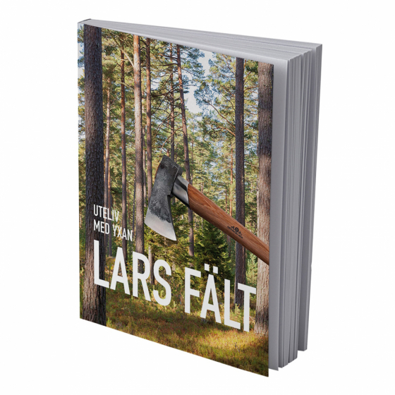 Uteliv med yxan i gruppen Övrigt / Kartor & Litteratur hos Uthuset (86433628)