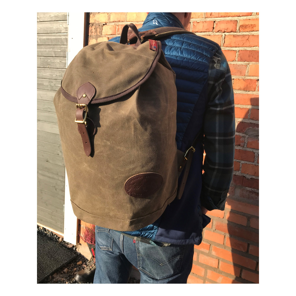 Summit Pack w. Buckskin